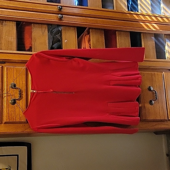 Carmen Marc Valvo - Picture 2 of 6